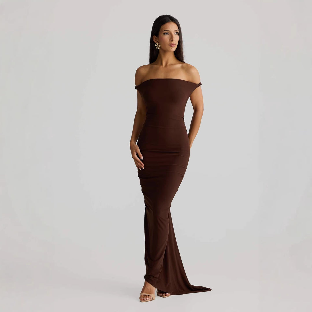 Damen Elegant geschnittenes Abendkleid mit schulterfreiem Design und raffinierten Drapierungen EB