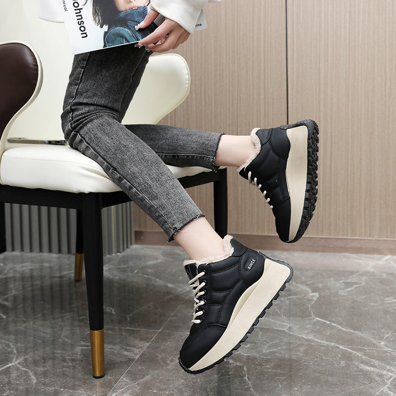 Damen hochgeschnittene Sneakers mit warmem Innenfutter und komfortablem Laufprofil EB