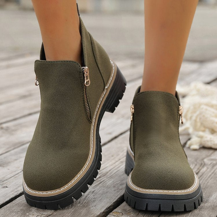 Damen Ankle-Boots mit grober Profilsohle und seitlichem Reißverschluss EB