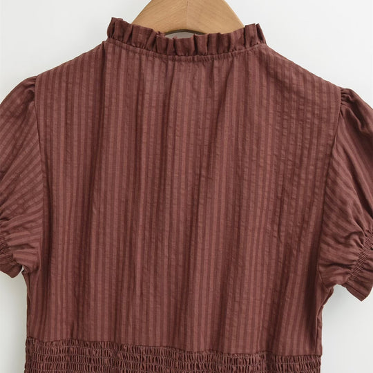 Damen Kurzarmbluse mit Rüschendetails und gerafftem Design EB
