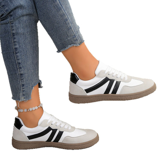 Damen Retro-inspirierte Sneakers mit sportlichem Design und einzigartigen Akzenten EB