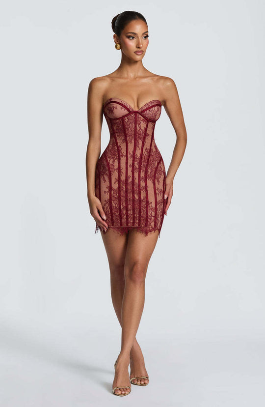 Damen Raffiniertes Spitzenkleid mit trägerlosem Design und edlen Verzierungen EB