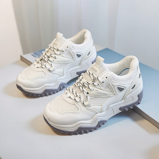 Damen Lifestyle Sneakers mit atmungsaktivem Mesh und rutschfester Sohlenkonstruktion EB