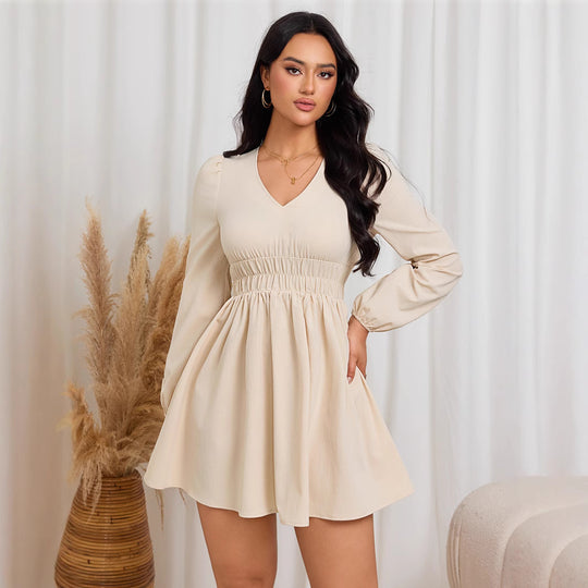 Damen gerafftes Skater-Minikleid mit V-Ausschnitt Smok-Taillenband und ballonärmeln Eichborn Berlin