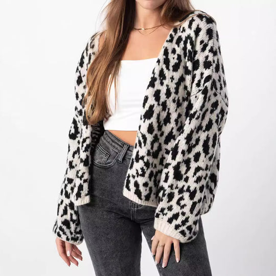 Damen grob gestrickter Cardigan mit stilvollem Leopardenmuster und bequemen Oversize-Details EB