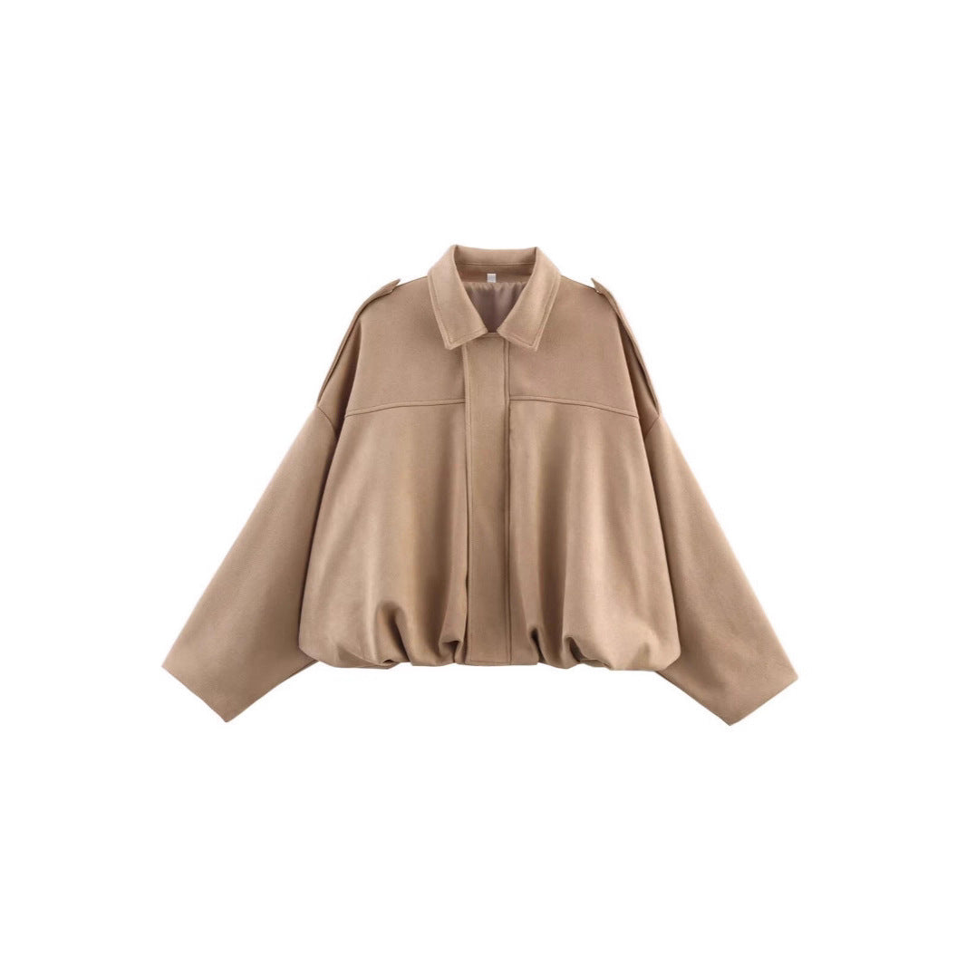 Damen nan Oversize-Kurzjacke mit Ballon-Saum, Schulterpatten und verdeckter Frontleiste EB