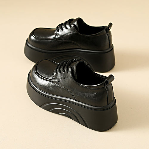 Damen Chunky Plateau Sneakers mit modischem Kunstleder-Obermaterial EB