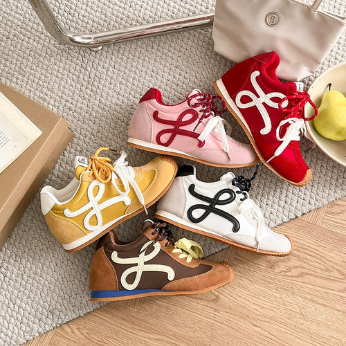 Damen Sportliche Freizeitschuhe mit exzentrischem Design und bequemer Fußbettgestaltung EB