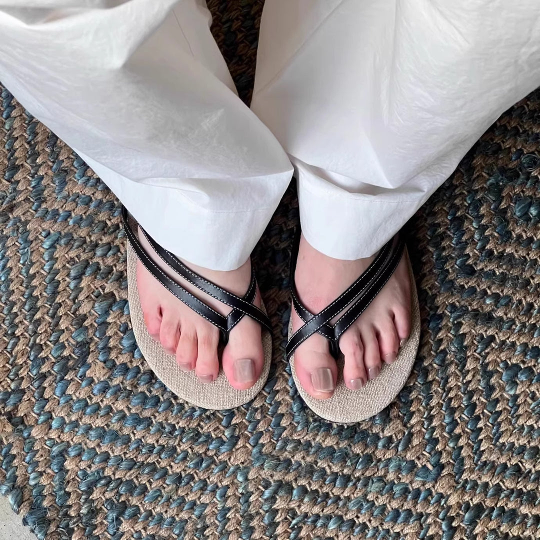 Damen Zehentrenner-Sandalen mit komfortabel geflochtenem Riemendesign EB