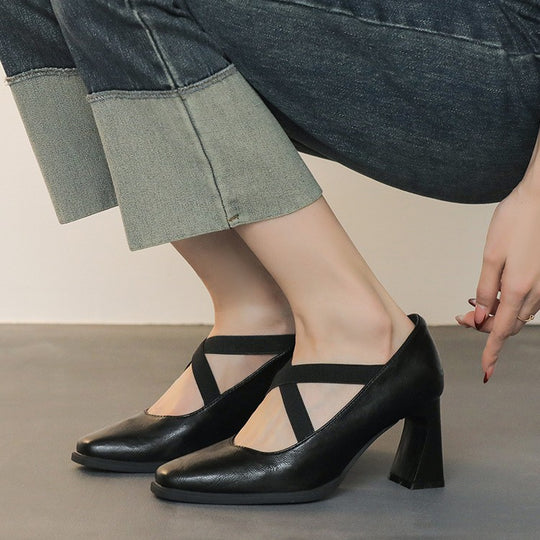Damen elegante Pumps mit modischen Kreuzbändern EB
