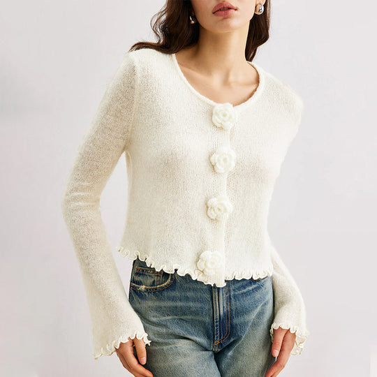 Damen kurze Strickjacke mit dekorativem Blumenknopf EB