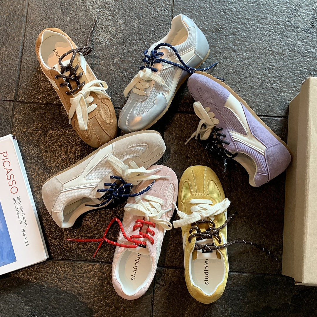 Damen sportliche Sneaker mit atmungsaktivem Obermaterial und modischem Schnürsystem EB