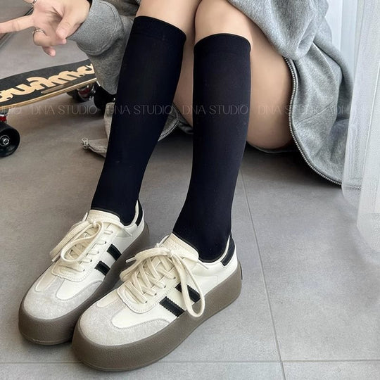 Damen Sportliche Plateausneaker mit trendigem Design EB