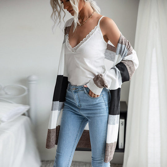 Damen Strickjacke mit modischem Streifenmuster und lässigem Schnitt EB