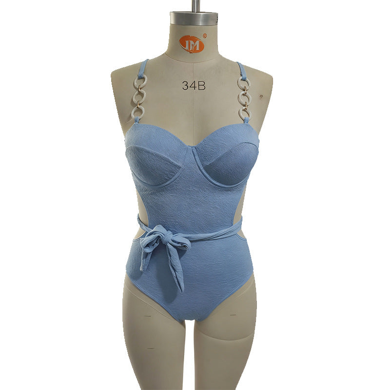 Damen eleganter Badeanzug mit strukturierter Oberfläche und praktischer Schleife EB