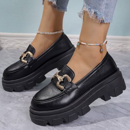 Damen nan Chunky Loafer mit profilierter Plateau‑Laufsohle und goldfarbener Zierspange EB