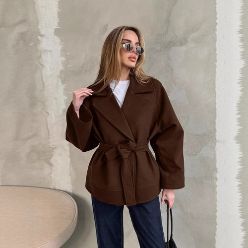 Damen Modische Wickeljacke aus hochwertigem Material mit taillierbarem Gürtel EB