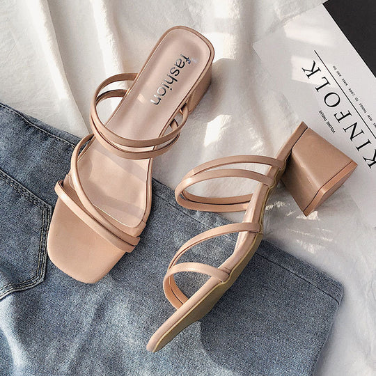Damen elegante Absatzsandalen mit raffinierten Riemen EB