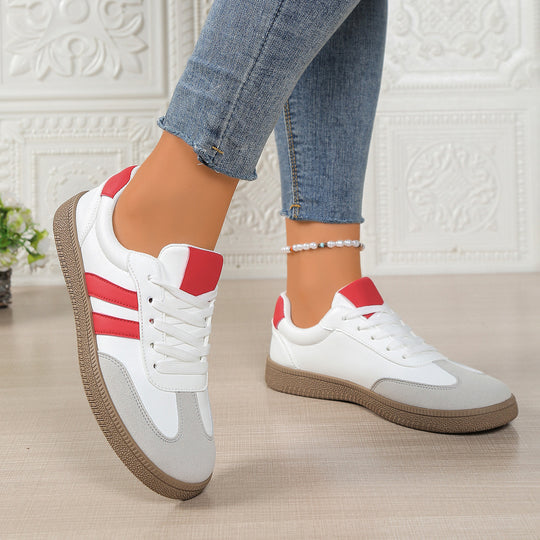 Damen Sportliche Sneakers mit eleganten Metallic-Details EB