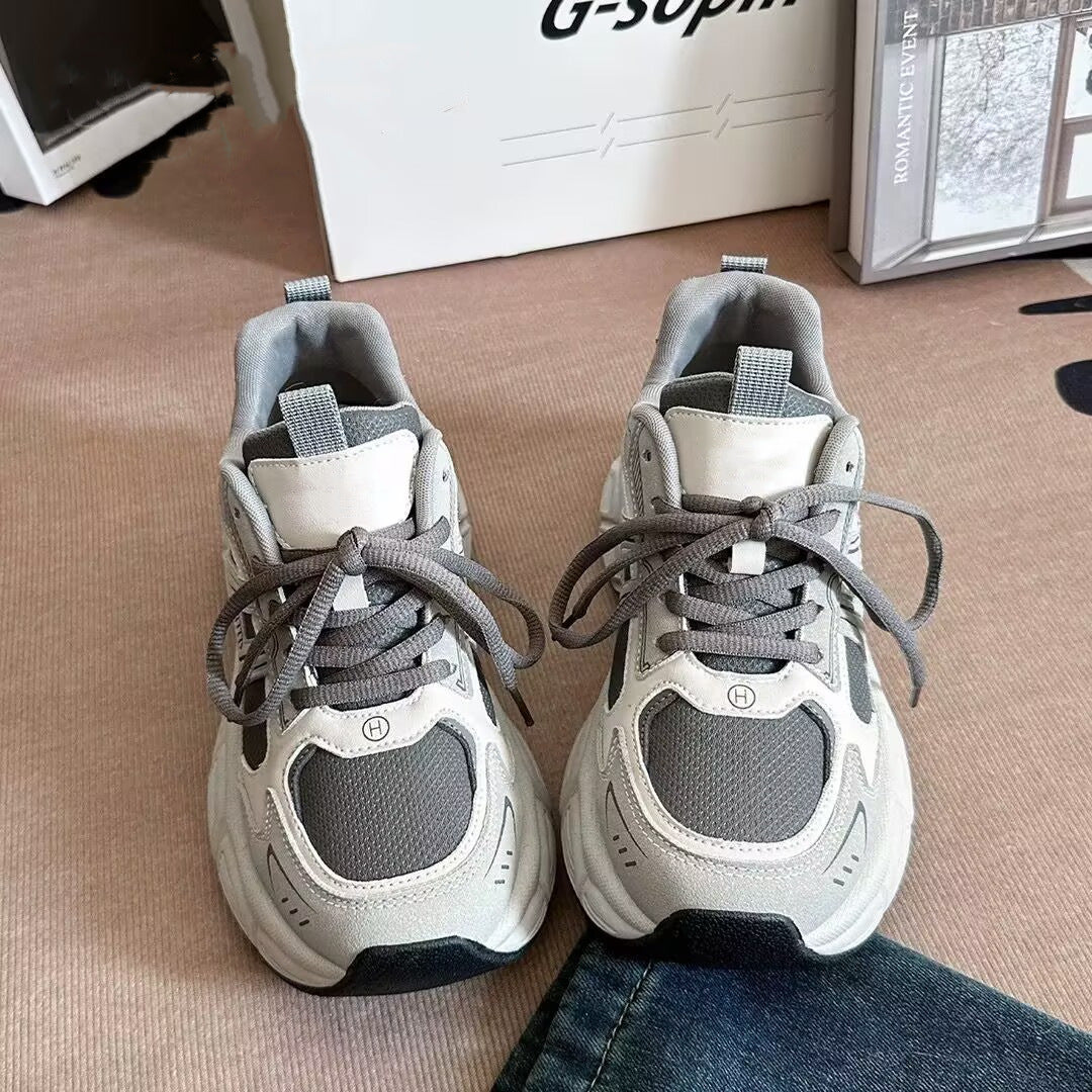 Damen Sportliche Sneakers mit atmungsaktivem Obermaterial und stabiler Profilsohle EB