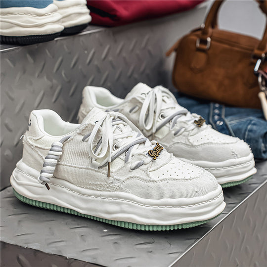 Damen denim-Plateau-Sneaker mit kontrastnähten, wattierter Wellenlaufsohle und verzierten Schnürdetails EB