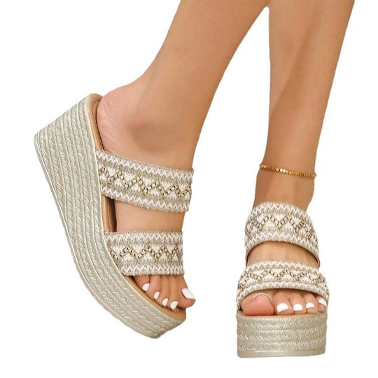 Damen Plateau-Sandalen mit raffiniertem Riemen-Design und weichem Fußbett EB
