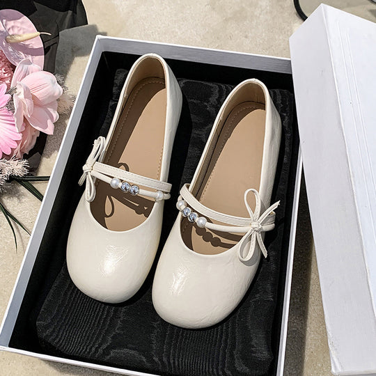 Damen Ballerina mit elegantem Design und perlenbesetztem Band EB