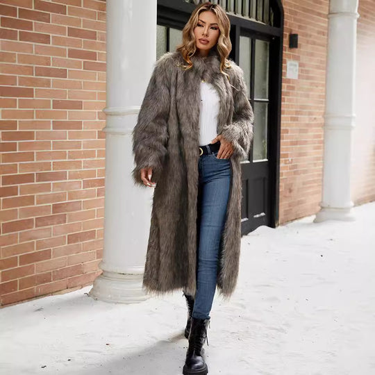 Damen Eleganter langhaariger Pelzmantel EB