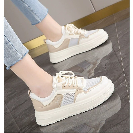 Damen Sportliche Sneaker mit atmungsaktiver Mesh-Oberfläche und dämpfender Sohle EB