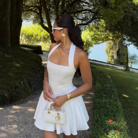 Damen Elegantes Hochzeitskleid mit schickem Halterdesign und schwingendem Rock EB