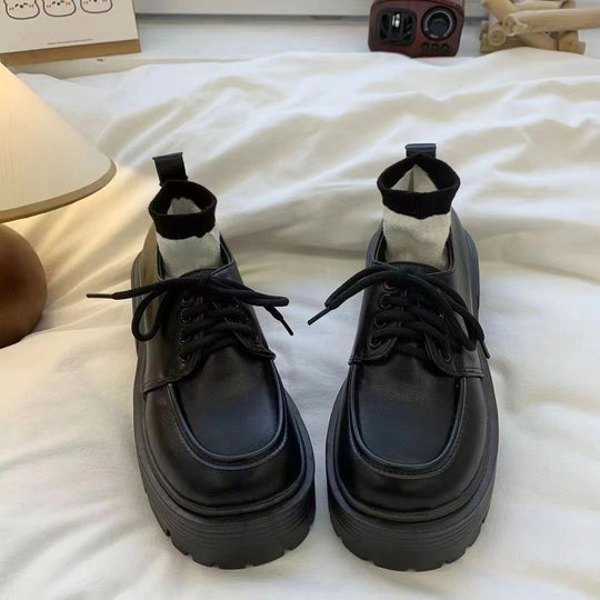 Damen Elegante und bequeme Schnürschuhe mit dickem Plateau und Innenfutter EB