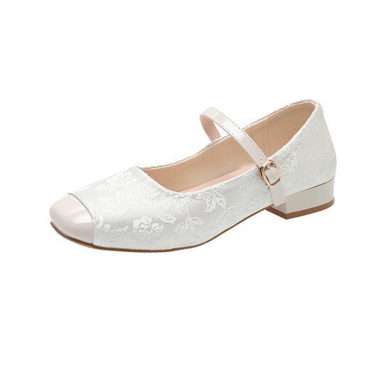 Damen Ballerina mit verstellbarem Riemen und glänzendem Zehenbereich EB