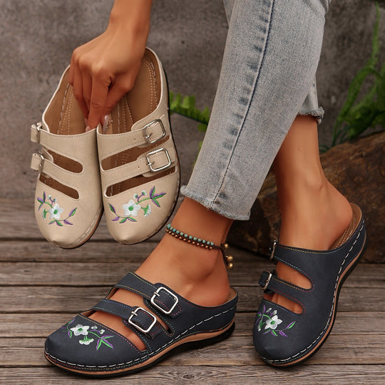 Damen Komfortable und luftige Clogs mit floralem Design EB