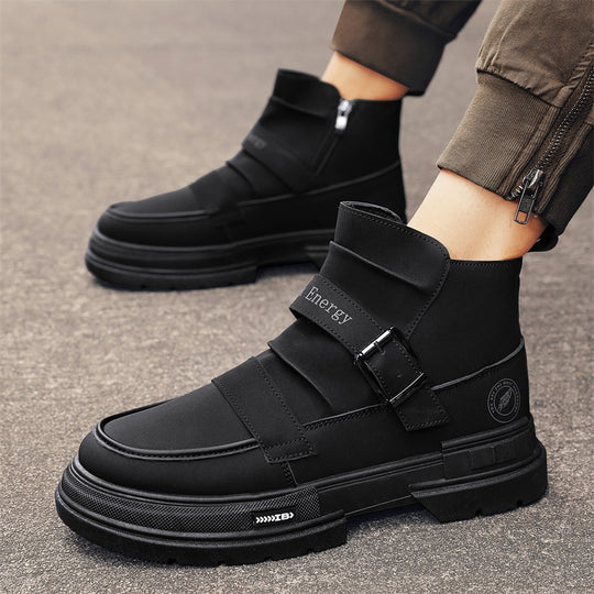 Damen Mid-Cut Stiefel mit robustem Sohlenprofil und verstellbarem Riemen EB