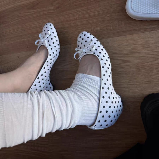 Damen Ballerinas mit klassischem Punktedesign und individuell anpassbarem Riemen EB