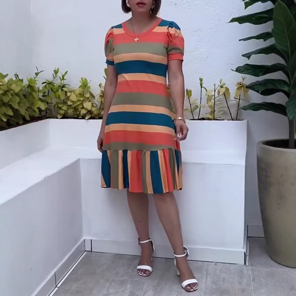 Damen Freizeitkleid mit voluminösem Rüschensaum und modischem Streifenmuster Heidi-Mode