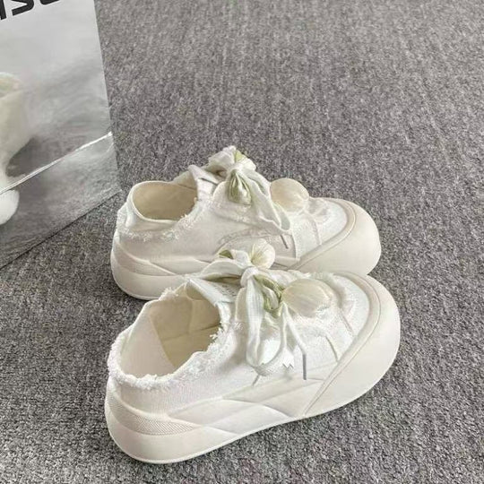 Damen Sneakers mit floralem Dekor und einzigartigem Schnürsystem EB