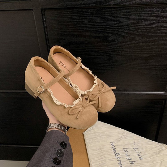 Damen elegante Mary Jane Ballerinas mit dekorativem Spitzenrand und Schleifenakzent EB