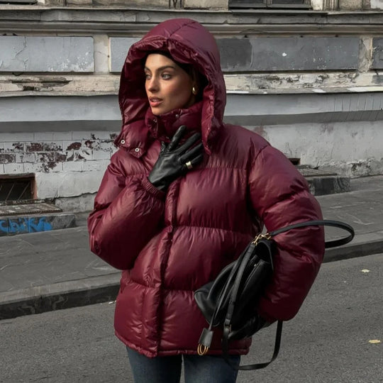 Damen Kuschelige Daunenjacke mit Kapuze und elegantem Schnitt EB