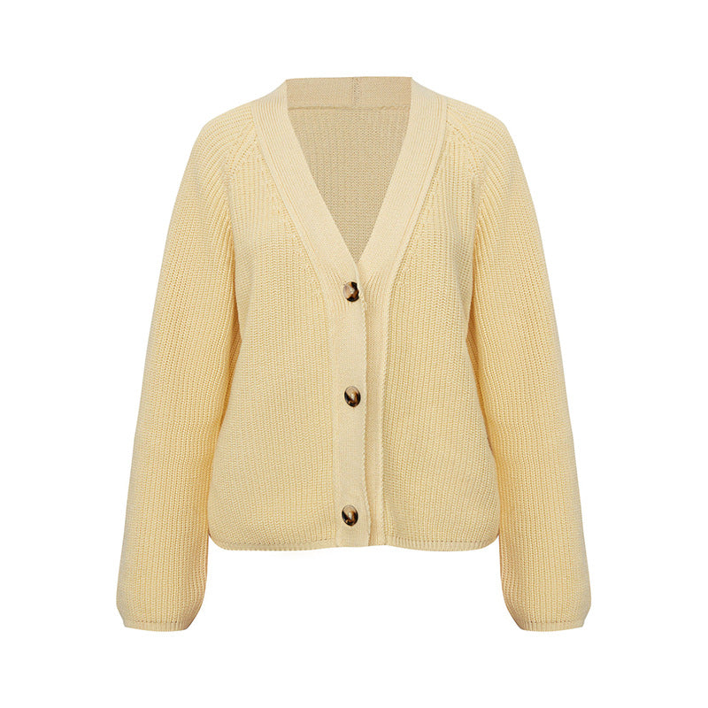 Damen Strickjacke mit großem V-Ausschnitt und Knopfverschluss EB