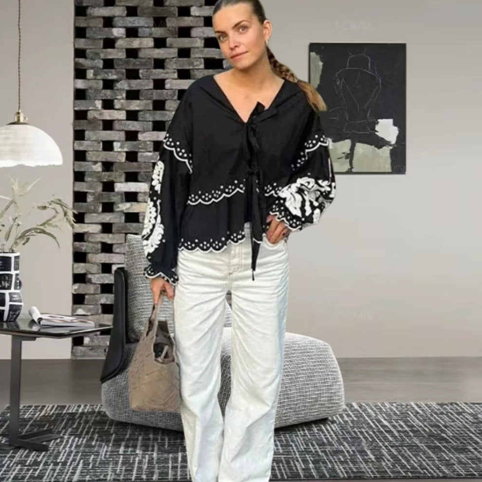 Damen Bluse mit Spitzenaufsatz und lässigem Schnitt EB