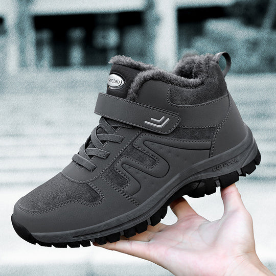 Damen Winterliche Trekkingstiefel mit rutschfester Sohle und isolierendem Futter EB