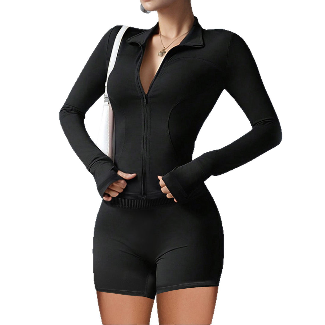Damen Sportliches Set mit hohem Kragen und langen Ärmeln EB