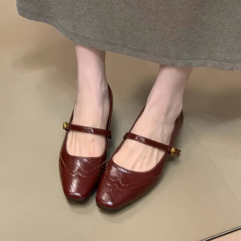 Damen Ballerinas mit elegantem Riemchen und verspieltem Schnitt EB
