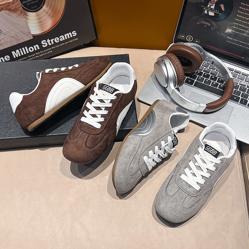 Damen sportliche Sneakers mit hochwertigem Wildleder-Obermaterial und flexibler Sohle EB