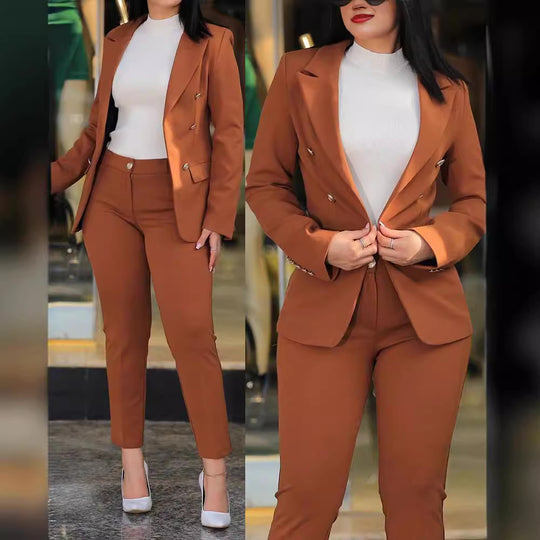 Damen nan tailliertes Business-Hosenanzug-Set mit doppelreihigem Reversblazer und schmal zulaufender Bundhose EB