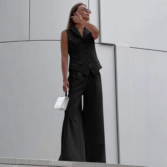 Damen Ärmelloses Tailoring-Zweiteiler mit taillierter Weste und weiter Marlenehose EB