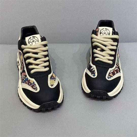 Damen Stilvolle und bequeme Sneakers mit markantem Design und stabiler Sohle EB