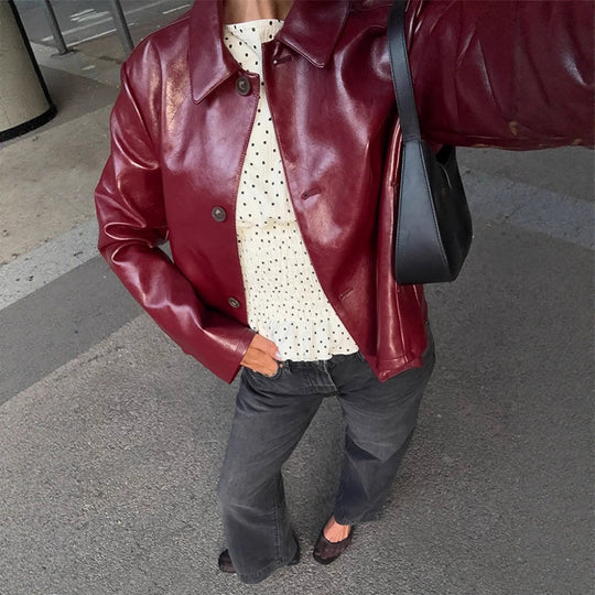Damen Kunstlederjacke mit eleganter Passform EB