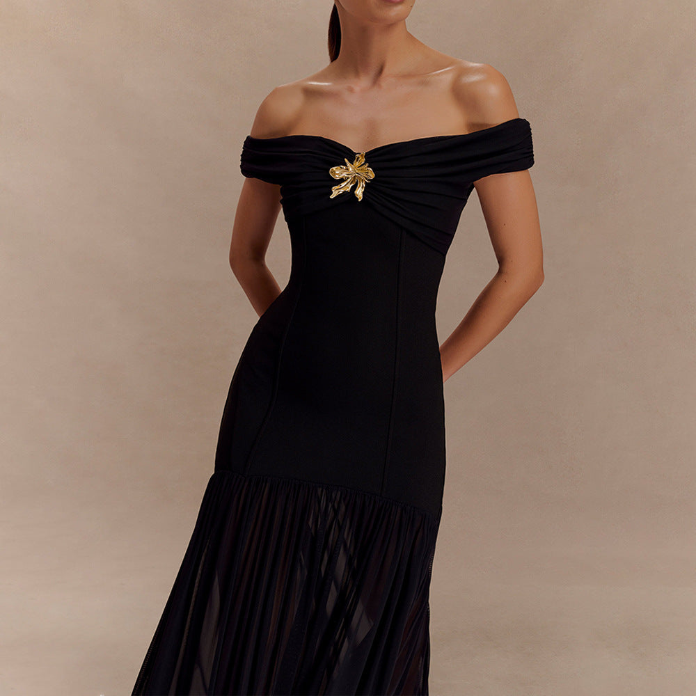 Damen Elegantes Maxikleid mit schulterfreiem Design und verführerischem Drapierungselement EB